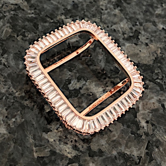 Apple Watch case in rose gold with baguette and round lab diamonds - Picture 2 of 4
